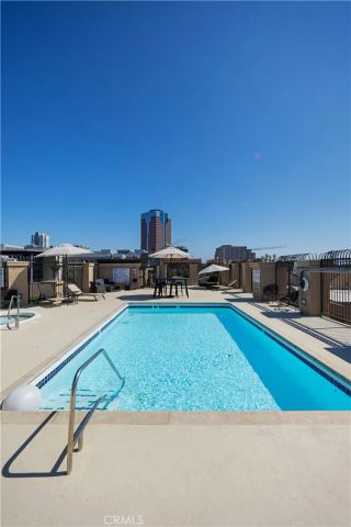 640 W 4th Street 410, Long Beach, CA 90802