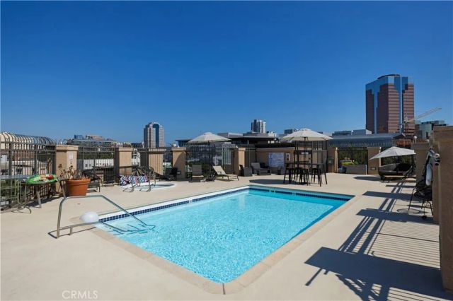 640 W 4th Street 410, Long Beach, CA 90802