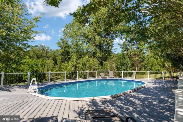 231 CROWN MANOR DR, Stafford, VA 22556