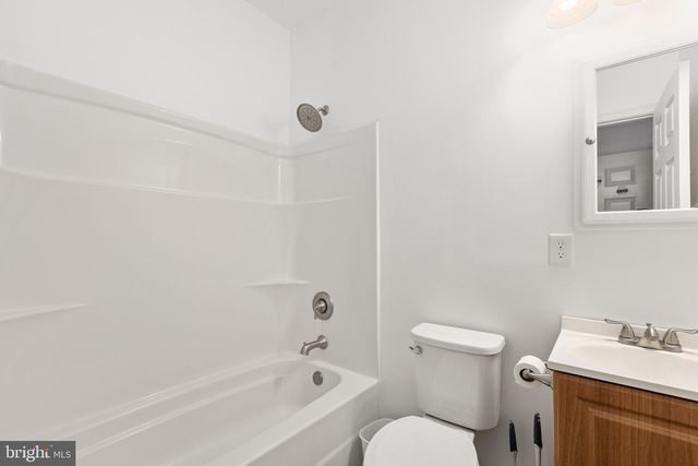 231 CROWN MANOR DR, Stafford, VA 22556