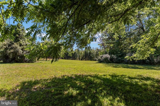 231 CROWN MANOR DR, Stafford, VA 22556
