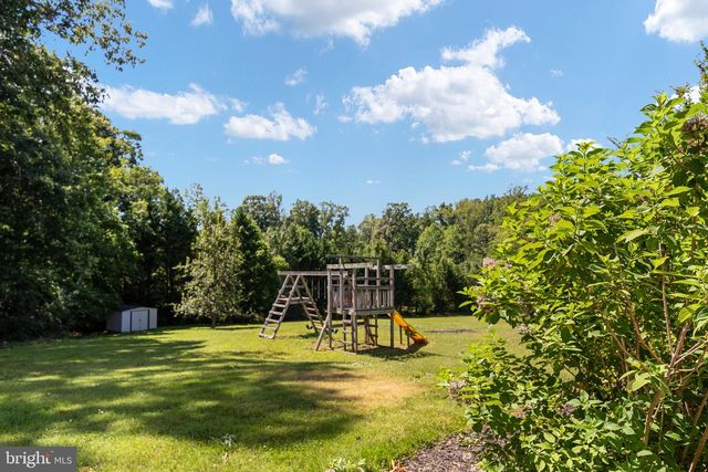 231 CROWN MANOR DR, Stafford, VA 22556