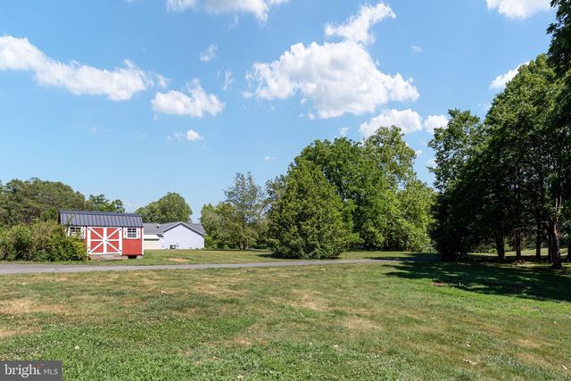 231 CROWN MANOR DR, Stafford, VA 22556