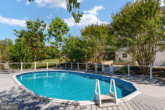 231 CROWN MANOR DR, Stafford, VA 22556