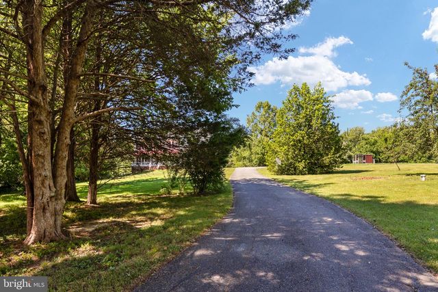 231 CROWN MANOR DR, Stafford, VA 22556