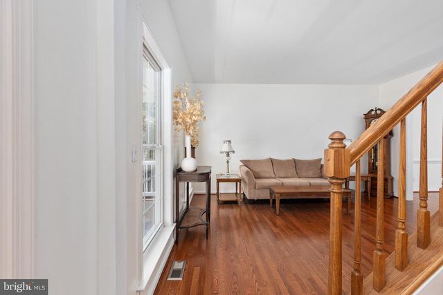 231 CROWN MANOR DR, Stafford, VA 22556