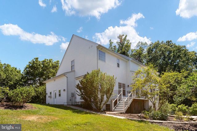 231 CROWN MANOR DR, Stafford, VA 22556