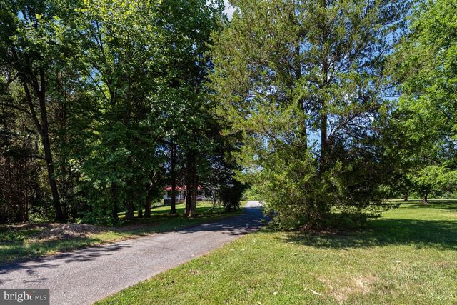 231 CROWN MANOR DR, Stafford, VA 22556
