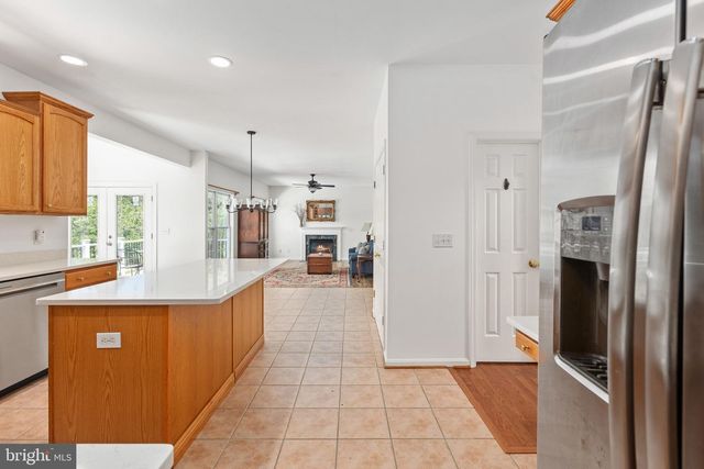 231 CROWN MANOR DR, Stafford, VA 22556