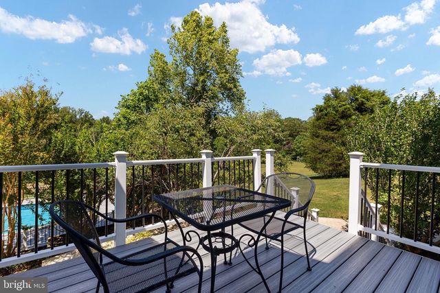 231 CROWN MANOR DR, Stafford, VA 22556