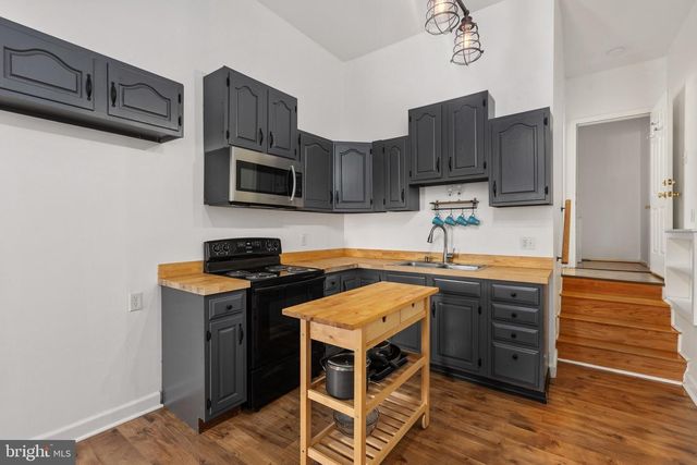 231 CROWN MANOR DR, Stafford, VA 22556