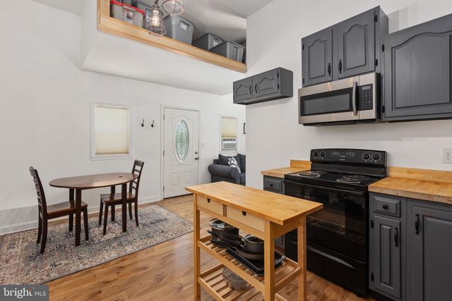 231 CROWN MANOR DR, Stafford, VA 22556
