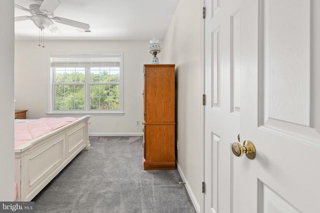 231 CROWN MANOR DR, Stafford, VA 22556