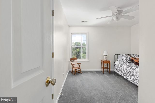 231 CROWN MANOR DR, Stafford, VA 22556