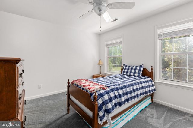231 CROWN MANOR DR, Stafford, VA 22556