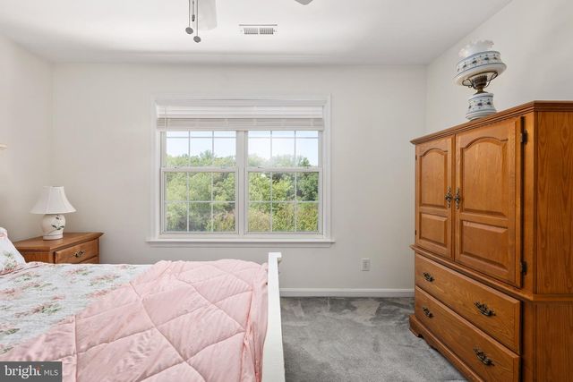 231 CROWN MANOR DR, Stafford, VA 22556