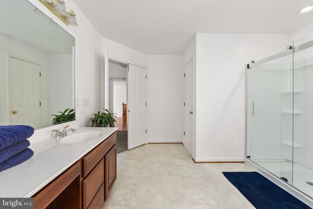 231 CROWN MANOR DR, Stafford, VA 22556