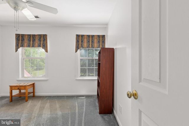 231 CROWN MANOR DR, Stafford, VA 22556