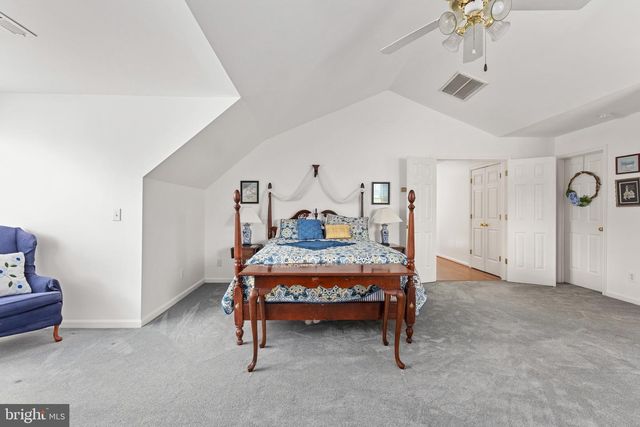 231 CROWN MANOR DR, Stafford, VA 22556