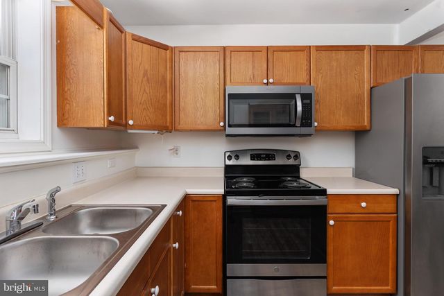 231 CROWN MANOR DR, Stafford, VA 22556