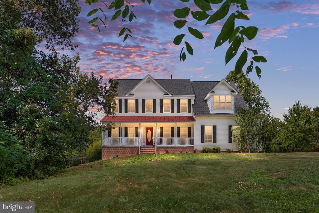 231 CROWN MANOR DR, Stafford, VA 22556