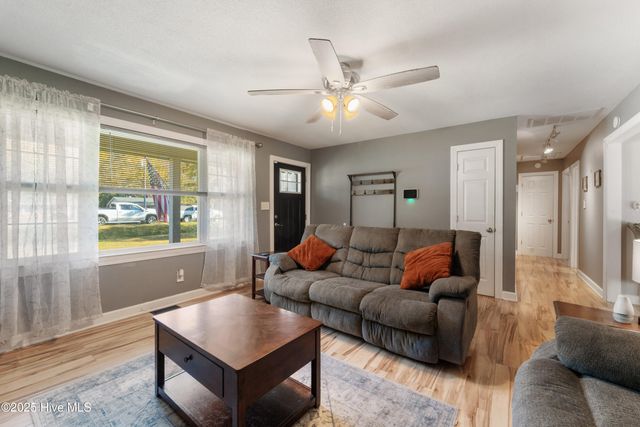 226 Church Road, Havelock, NC 28532