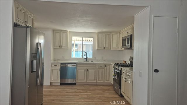 26050 San Quintin, Menifee, CA 92584