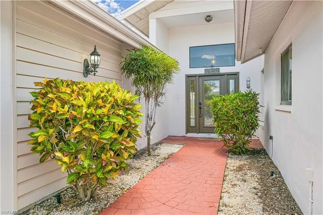 14687 Triple Eagle CT, Fort Myers, FL 33912