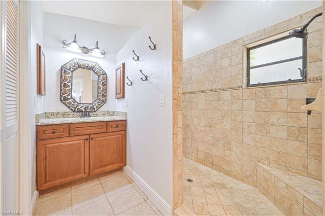 14687 Triple Eagle CT, Fort Myers, FL 33912