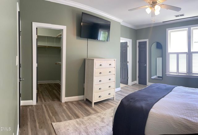 1130 Parkridge Lane 102, Raleigh, NC 27605