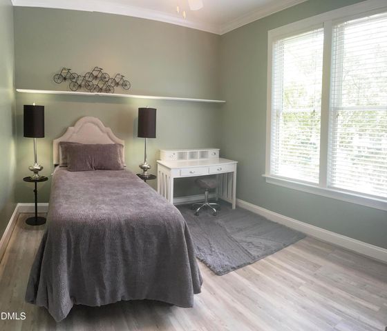 1130 Parkridge Lane 102, Raleigh, NC 27605