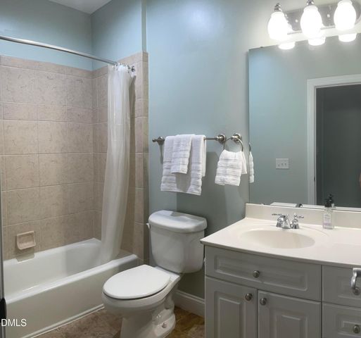 1130 Parkridge Lane 102, Raleigh, NC 27605