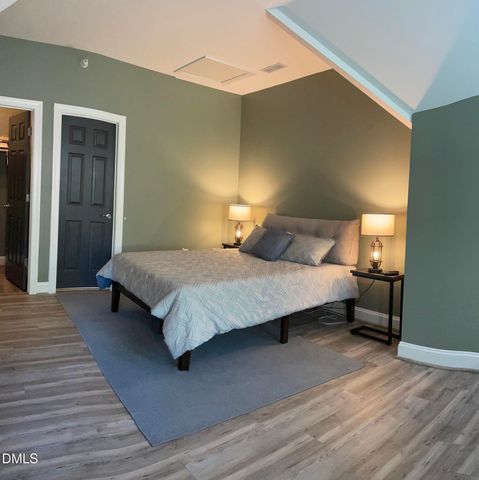 1130 Parkridge Lane 102, Raleigh, NC 27605