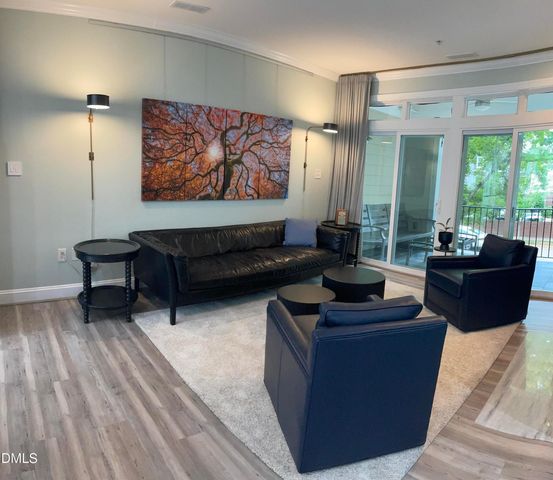 1130 Parkridge Lane 102, Raleigh, NC 27605