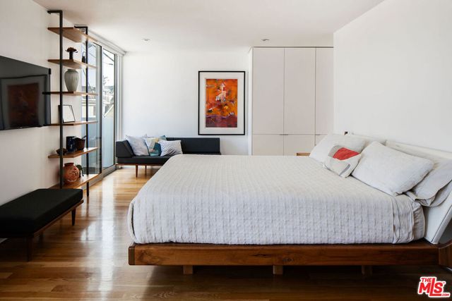 34 S Venice Boulevard 2, Venice, CA 90291