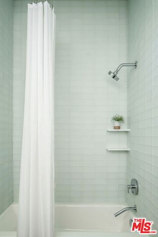 34 S Venice Boulevard 2, Venice, CA 90291