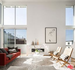 34 S Venice Boulevard 2, Venice, CA 90291