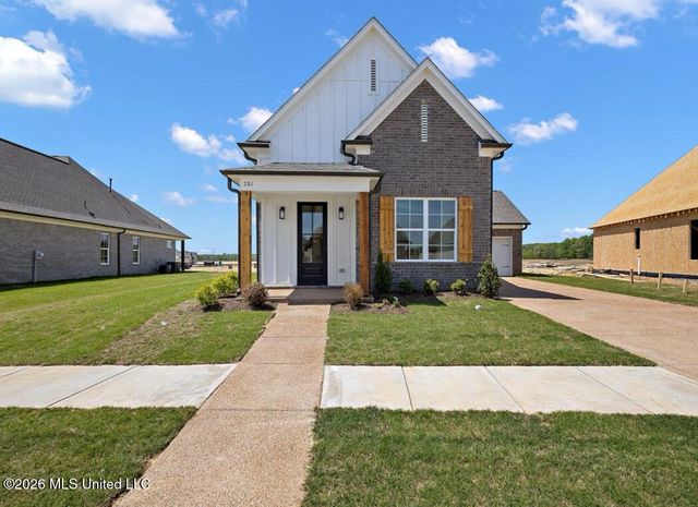 945 Coahoma Court, Nesbit, MS 38651