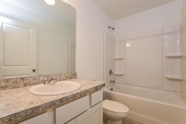 2084 HEMINGWAY CIRCLE, Groveland, FL 34736