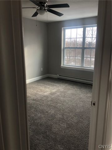 1223 Tulip Street 432, Salina, NY 13090