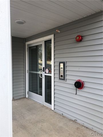 1223 Tulip Street 432, Salina, NY 13090