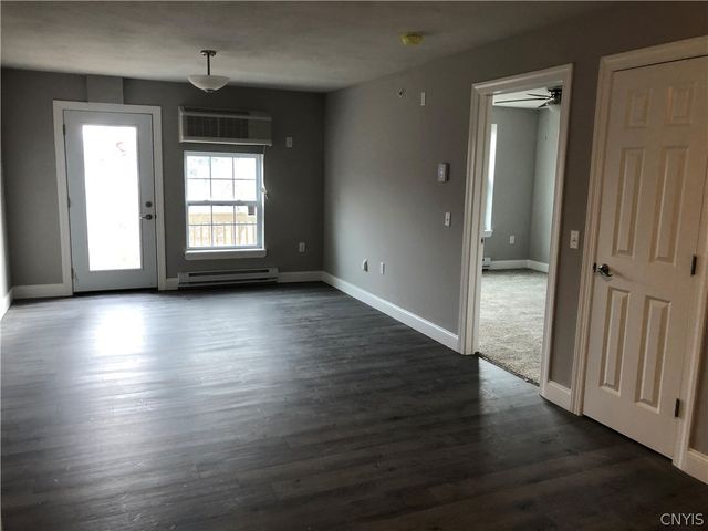 1223 Tulip Street 432, Salina, NY 13090