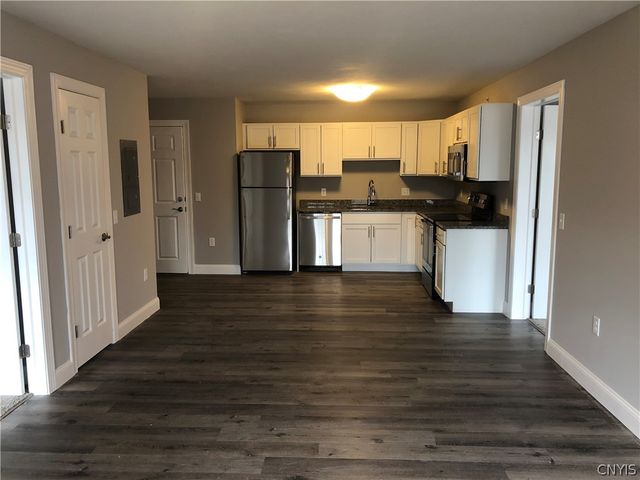 1223 Tulip Street 432, Salina, NY 13090