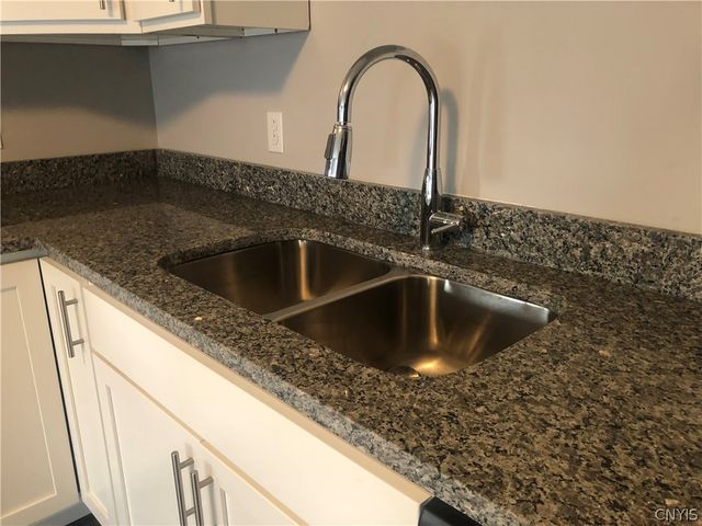 1223 Tulip Street 432, Salina, NY 13090
