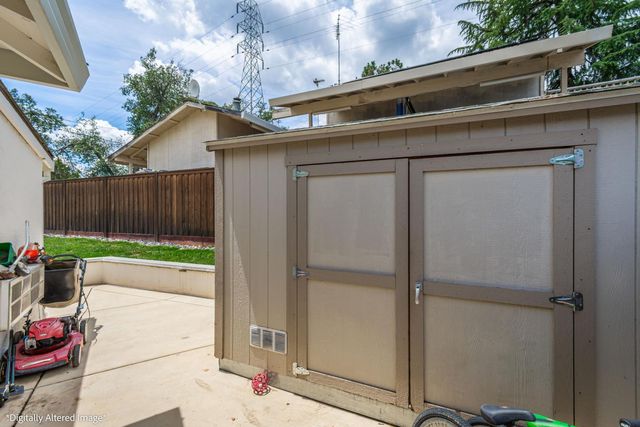 8612 Pendleton Dr, Granite Bay, CA 95746