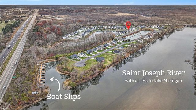 613 Trumpeter Bay Drive, Benton Harbor, MI 49022