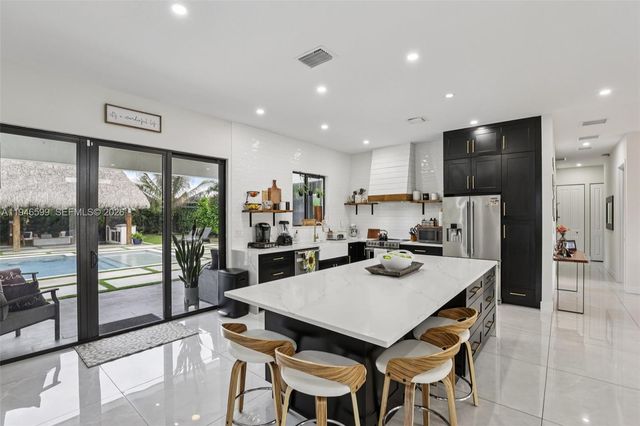 13203 SW 228th St, Miami, FL 33170