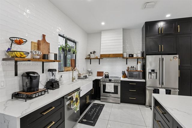 13203 SW 228th St, Miami, FL 33170