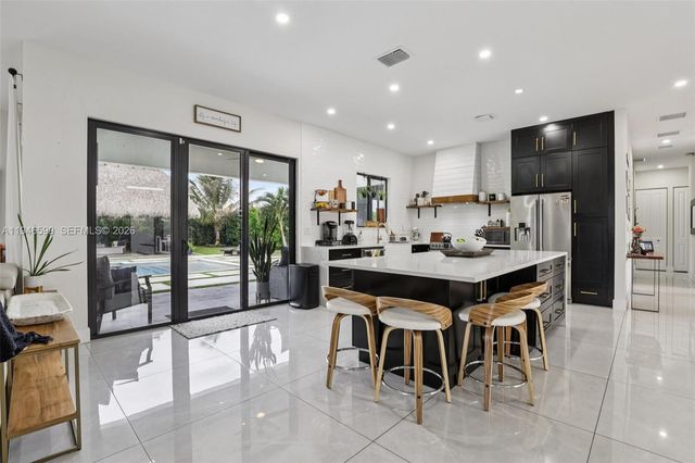 13203 SW 228th St, Miami, FL 33170