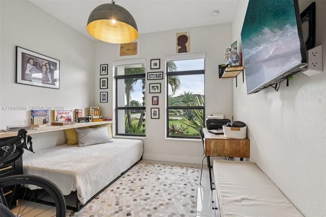 13203 SW 228th St, Miami, FL 33170